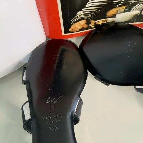 GIUSEPPE ZANOTTI WHITE& BLACK SANDALS - Picture 4 of 8